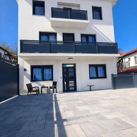 Sjenjak Prestige Lejlighed *